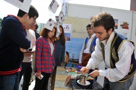 Çin’deki kültür festivaline “Türk kahvesi” damga vurdu