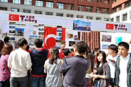 Çin’deki kültür festivaline “Türk kahvesi” damga vurdu