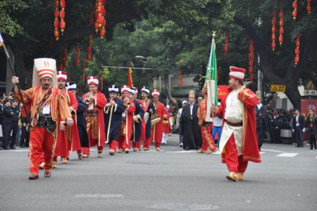 Çin’deki ‘Türk Yılı’ mehter takımıyla başladı