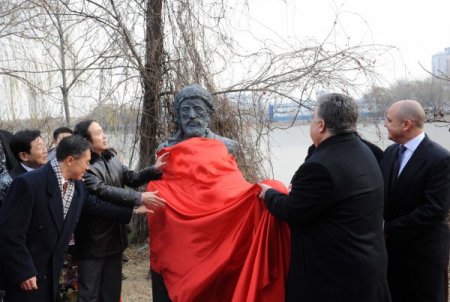 Çin’den Azerbaycan’a büyük onur