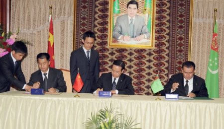 Çin’den Türkmenistan’a 4,1 Milyar Dolarlık Doğalgaz Kredisi