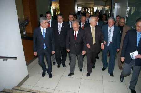 Cindoruk: Başbakan'ı Seven Bir Kibariye Kaldı