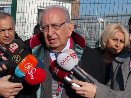 Cindoruk: Ergenekon davasında mahkumiyet kararı çıkacağı anlaşılıyor