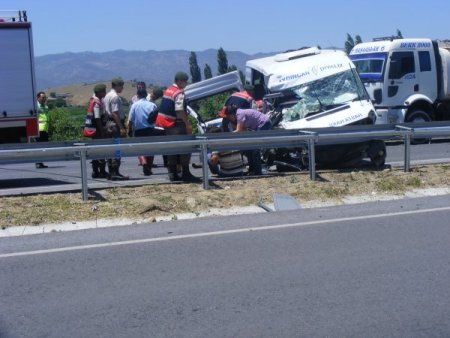 Çine'de Kaza: 1 Ölü, 9 Yaralı