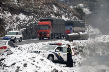 Çin'in Güneyinde Sert Geçen Kış Hayatı Felç Etti