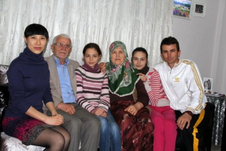 Çinli gelin: Nikah masasında bilmeden evet dedim, iyi ki demişim