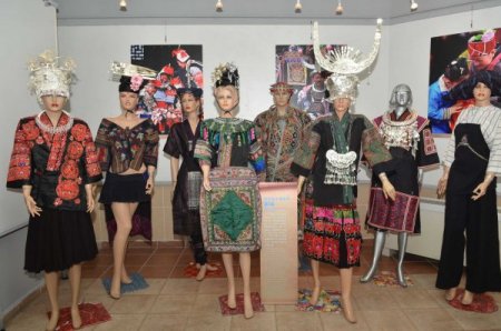 Çinliler halk kültürlerini sergilerle tanıtıyor