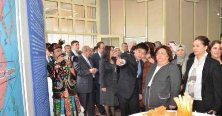 Çinliler halk kültürlerini sergilerle tanıtıyor