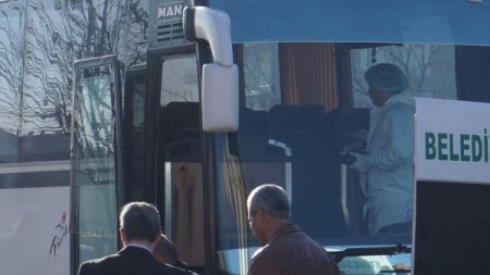 Cinnet getiren gardiyanın öldürdüğü 3 kişinin cenazesi Adli Tıp'a kaldırıldı (2)