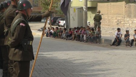 Cizre ve Silopi'de Zafer Bayramı kutlandı