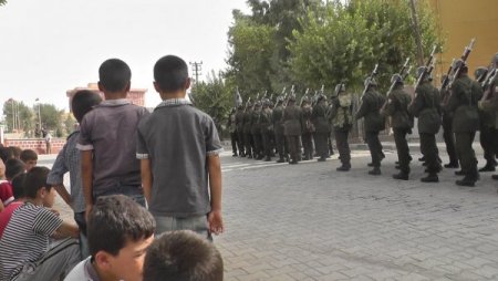 Cizre ve Silopi'de Zafer Bayramı kutlandı