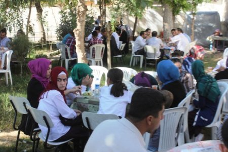 Cizre'de fakir öğrenciler yararına kermes tertiplendi