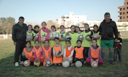 Cizre’de Kız Futbol Okulu Projesi Hayata Geçti