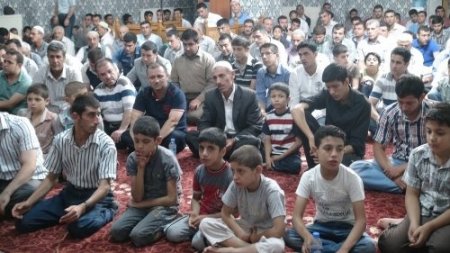 Cizre’de Kürtçe kandil kutlaması