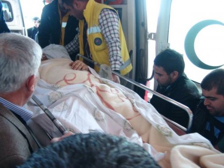 Cizre’de polis aracı devrildi: 1 şehit, 3 yaralı