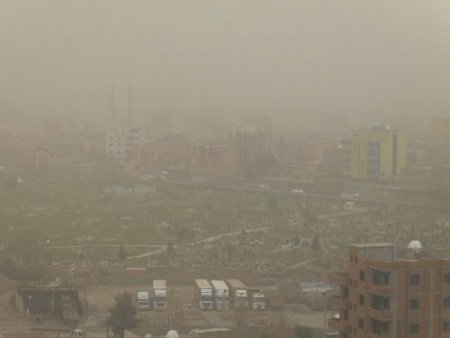 Cizre'de Toz Bulutu Hayatı Olumsuz Etkiledi