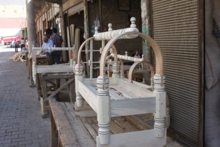 Cizre'de üretilen beşikler Türkiye'ye satılıyor