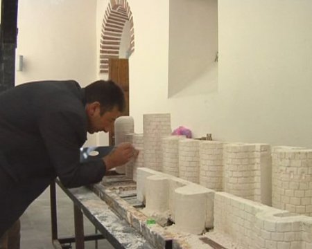 Çoban Heykeltıraş, Ani Harabeleri'nin Minyatürünü Yapıyor