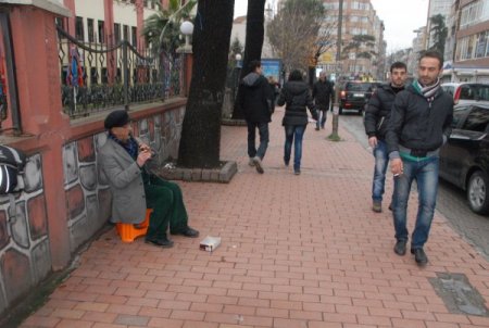 Çobanlığı bıraktı sokak sanatçısı oldu