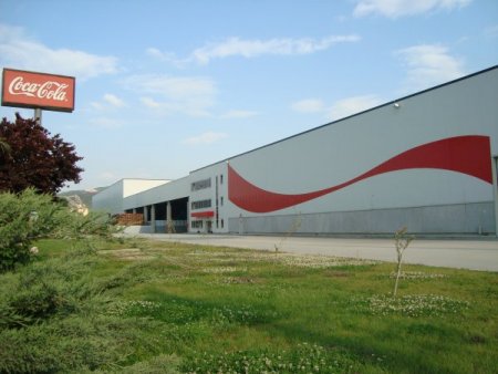 Coca-cola, Türkiye'de 8 Fabrikası İle 3 Bin Kişiye İstihdam Sağlıyor