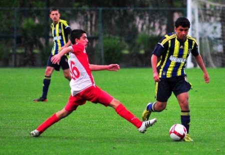 Coca-Cola Elit Akademi U15 Ligi'nde Fenerbahçe-Trabzonspor finali