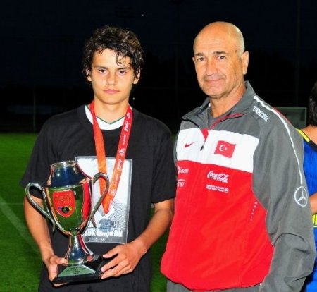 Coca-Cola Elit Akademi U16 Ligi'nde şampiyon Fenerbahçe