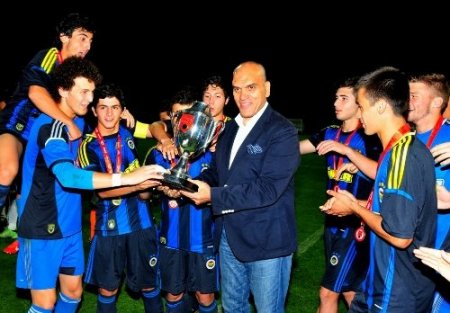 Coca-Cola Elit Akademi U16 Ligi'nde şampiyon Fenerbahçe