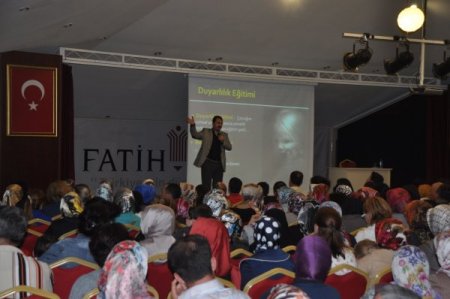 'Çocuk Eğitiminde Doğru Bilinen Yanlışlar' Semineri İlgi Gördü