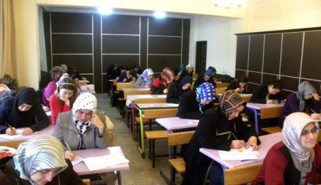 Çocuk evlerinde çalışan bakıcı anneler sınavdan geçti