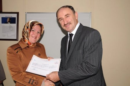 Çocuk Gelişimi kursiyerleri sertifika aldı