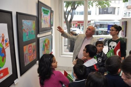 Çocuk Meclisi’nden 23 Nisan´a özel sergi