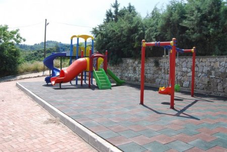 Çocuk Parkları Yapım Projesi Vatandaşların Yüzünü Güldürüyor