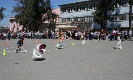 Çocuklar Kemik Gelişiminin Tamamlanması İçin Zıpladılar