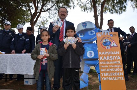 Çocuklar 'Polikart'la trafik kurallarını öğrenecek