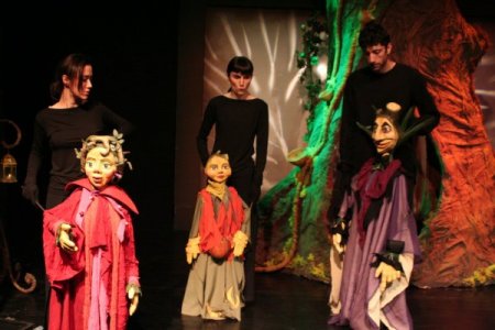 Çocukları 'Cambazhane' eğelendirecek