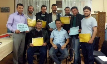 Çocukların okul başarısı için babalara seminer verildi