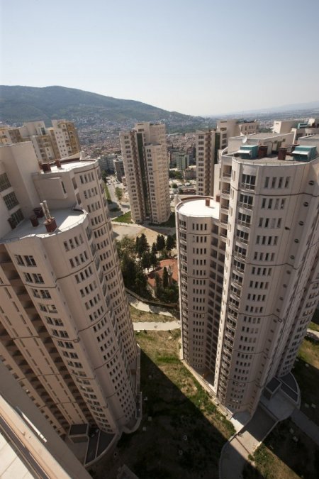 Çöküntüden çağdaş bir semte; Doğanbey