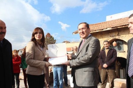 Çömlek ustaları, sertfikalarını aldı