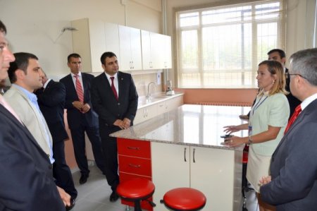 ÇOMÜ Yenice Meslek Yüksekokulu gıda laboratuvarı açtı