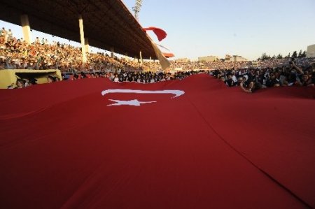 ÇOMÜ’de 7 bin öğrenci mezun oldu