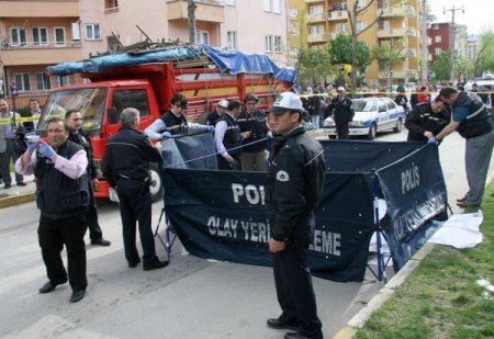 Çöp Kamyonu Bisikletli Çocuğun Ölümüne Sebep Oldu