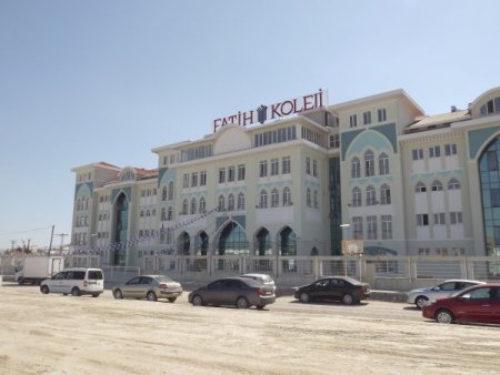 Çorlu Fatih Koleji, yeni kampüste eğitime başladı