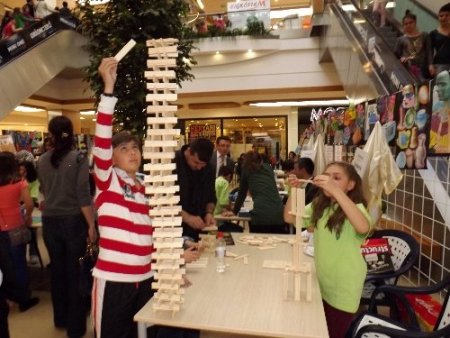 Çorlu Fatih Koleji öğrencileri becerilerini sergiledi