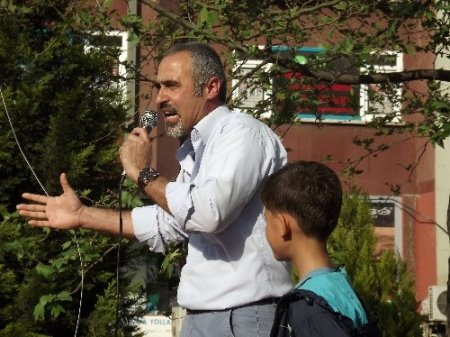 Çorlu'da 1 Mayıs'ta işçiler konuştu