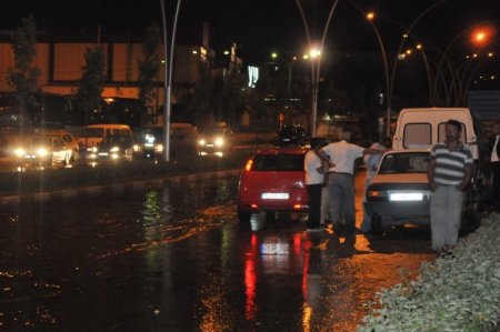 Çorum, Yarım Saat Yağan Yağmurla Göle Döndü