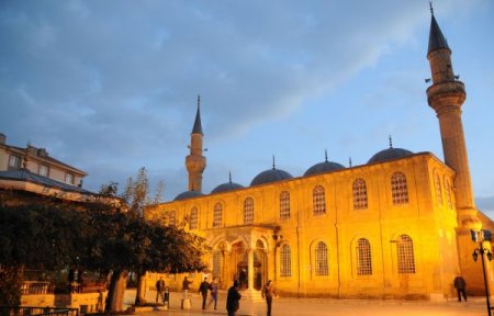 Çorum Belediyesi, İstiklal Şairi için mevlit okutacak