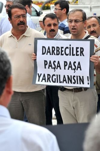 Çorum'da 12 Eylül Darbesi Protesto Edildi