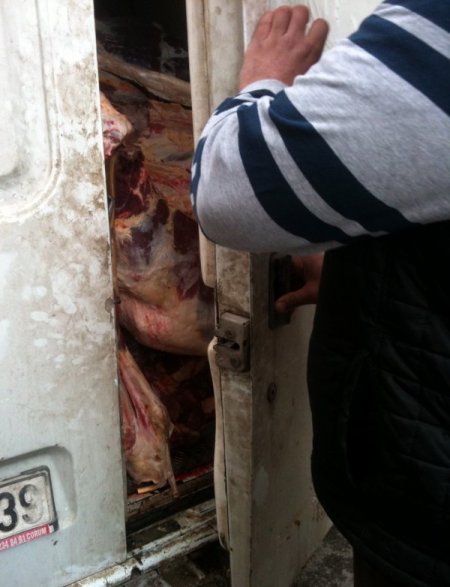 Çorum'da 3 ton 300 kilogram sağlıksız et yakalandı