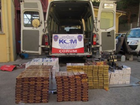 Çorum'da 8 bin 530 paket kaçak sigara ele geçrildi