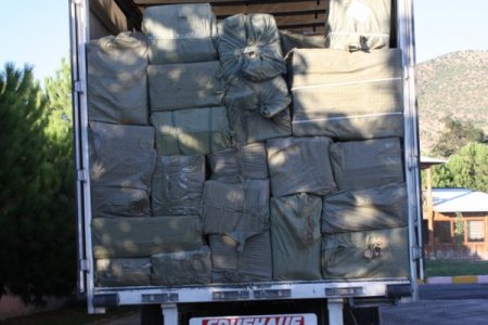 Çorum'da bir TIR dolusu gümrük kaçağı eşya ele geçirildi